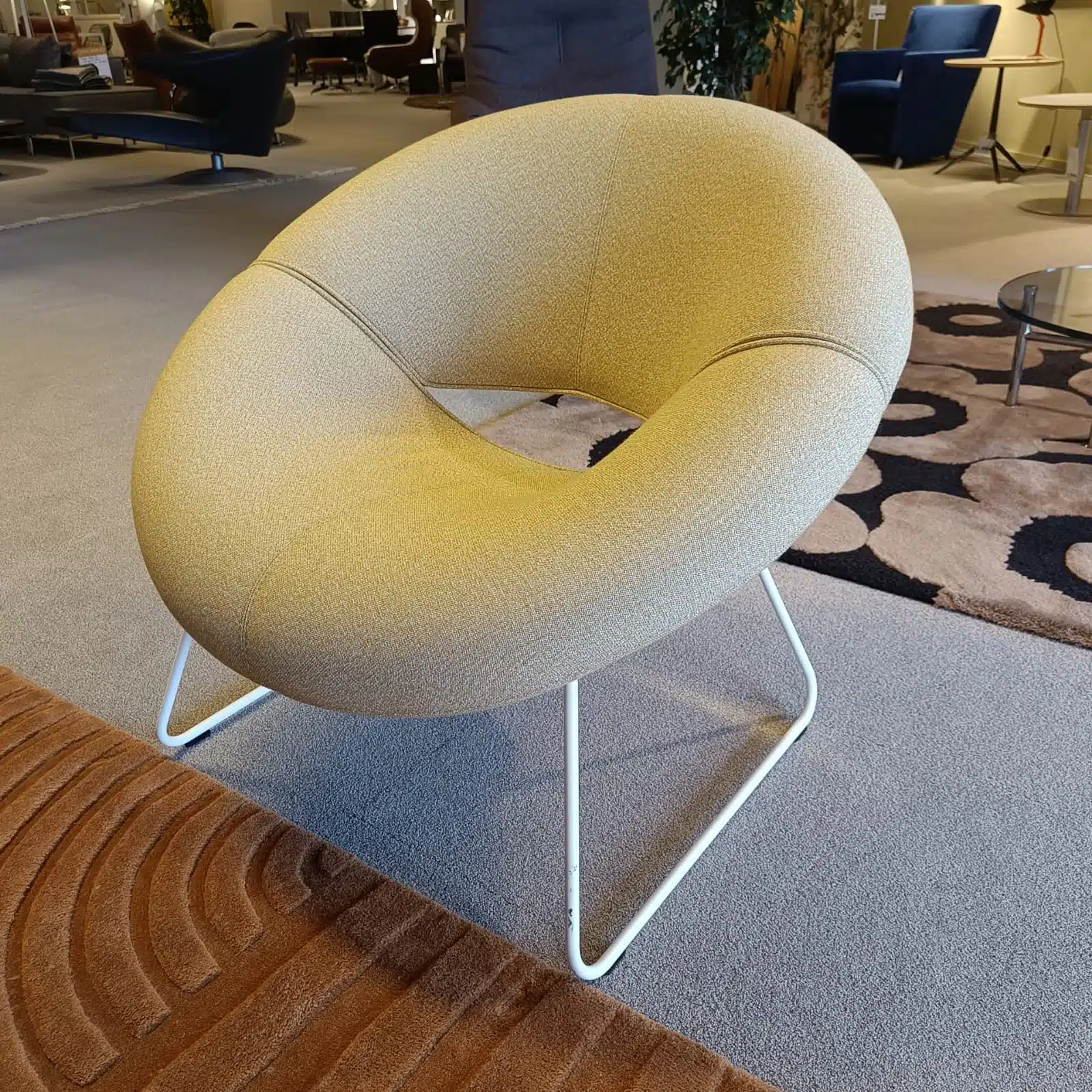 Mimas van Leolux