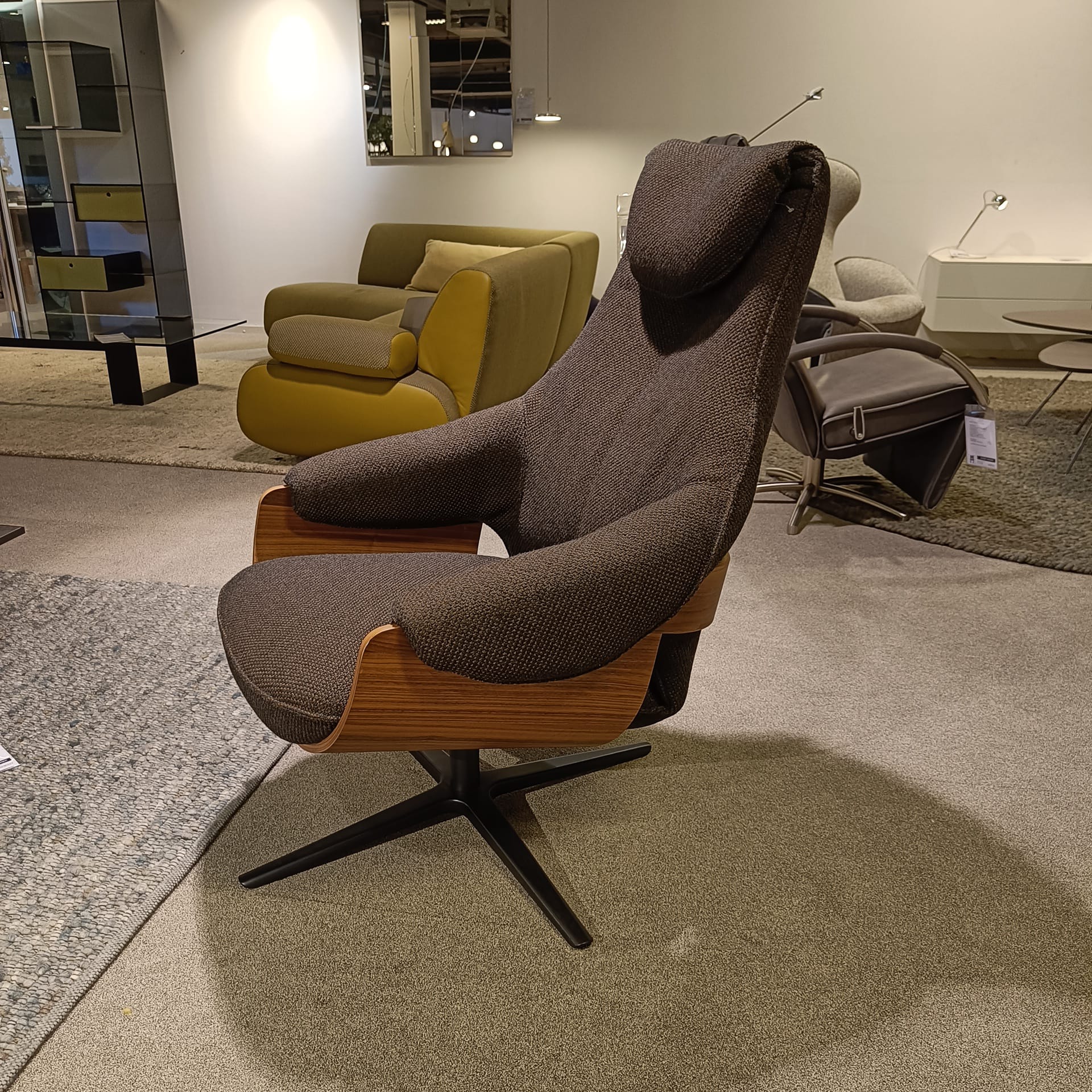Cream van Leolux - Voor uw interieur slaagt u bij Meijer Wonen!